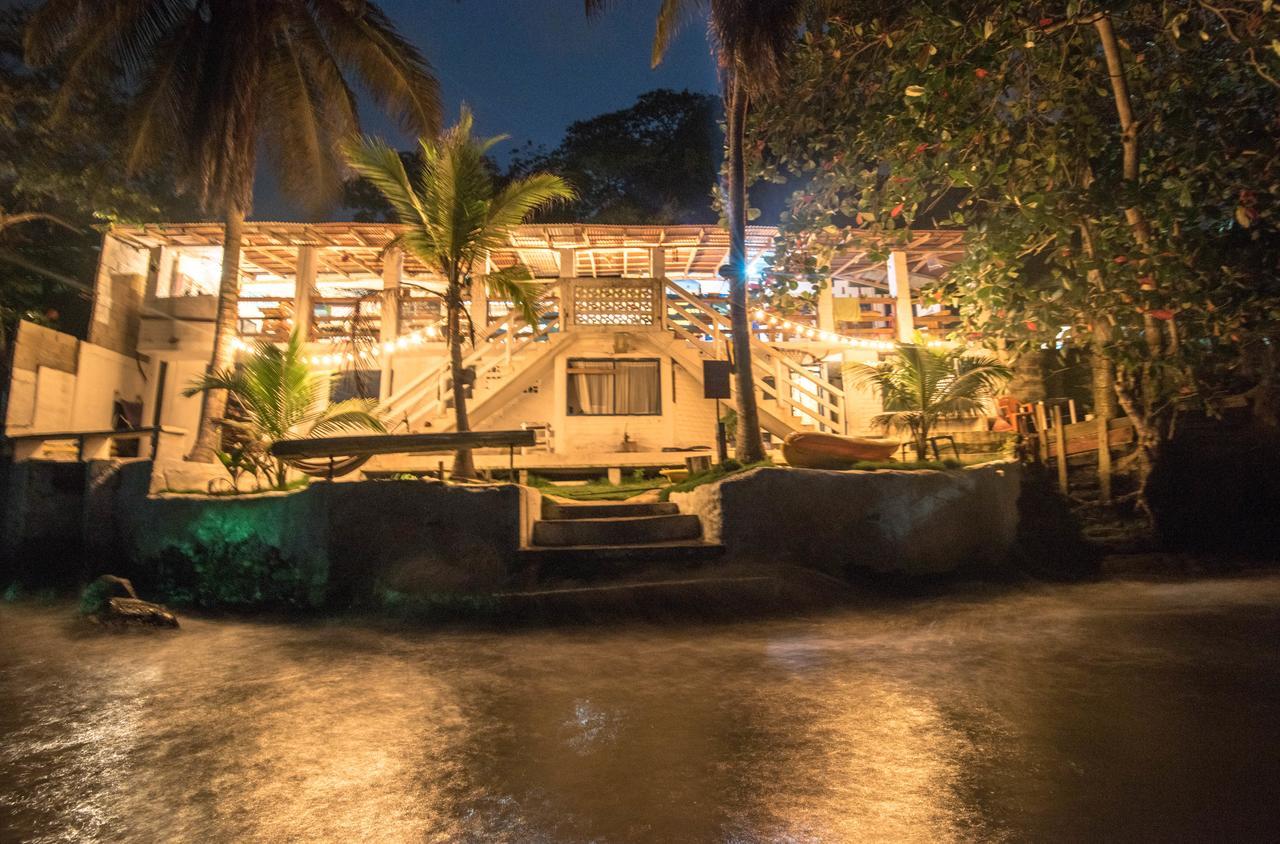 Hostal La Mariapolis Некокли Экстерьер фото