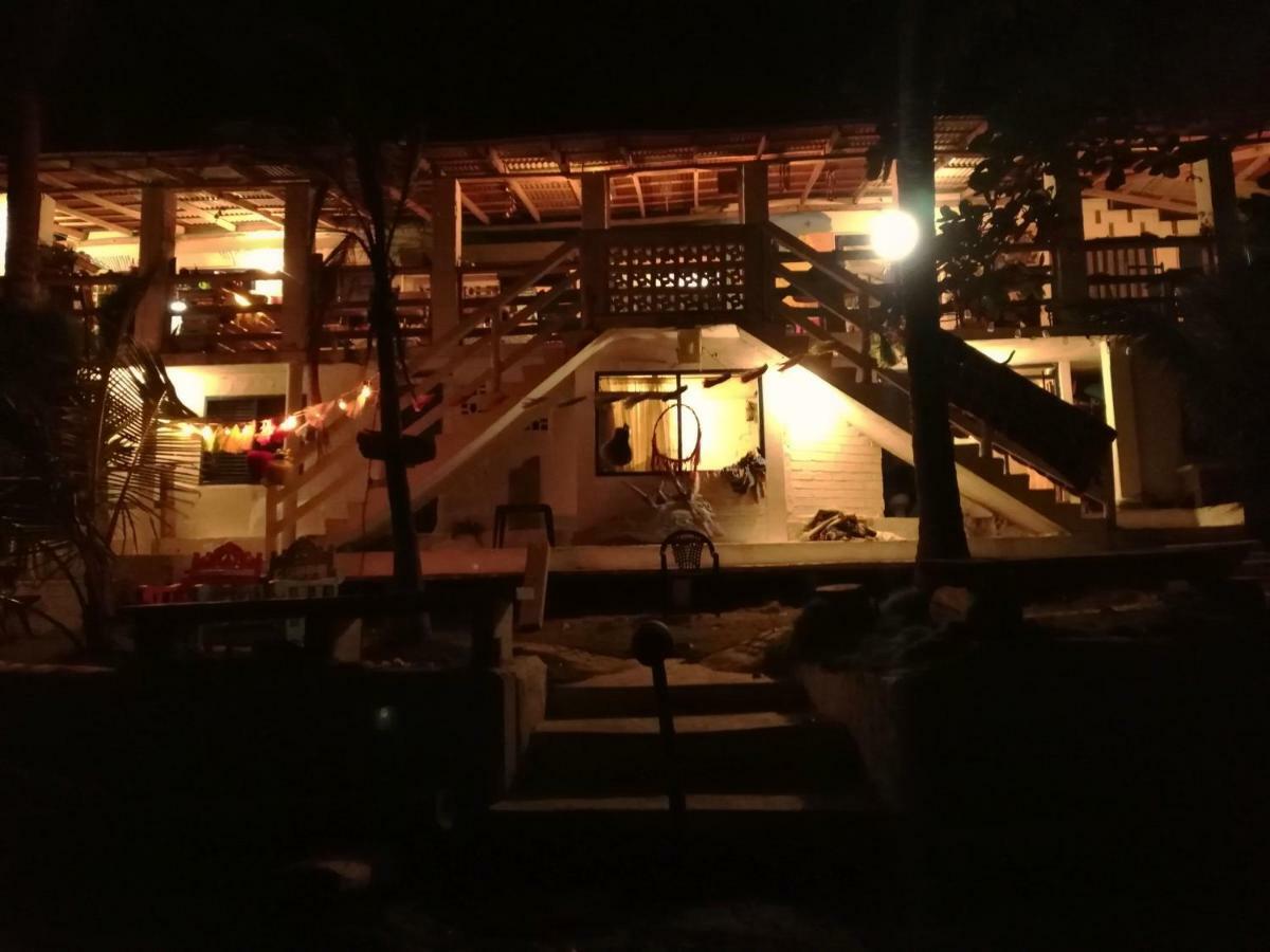 Hostal La Mariapolis Некокли Экстерьер фото